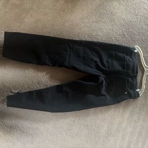 Sneak Peek Black Ankle Cropped Jeans